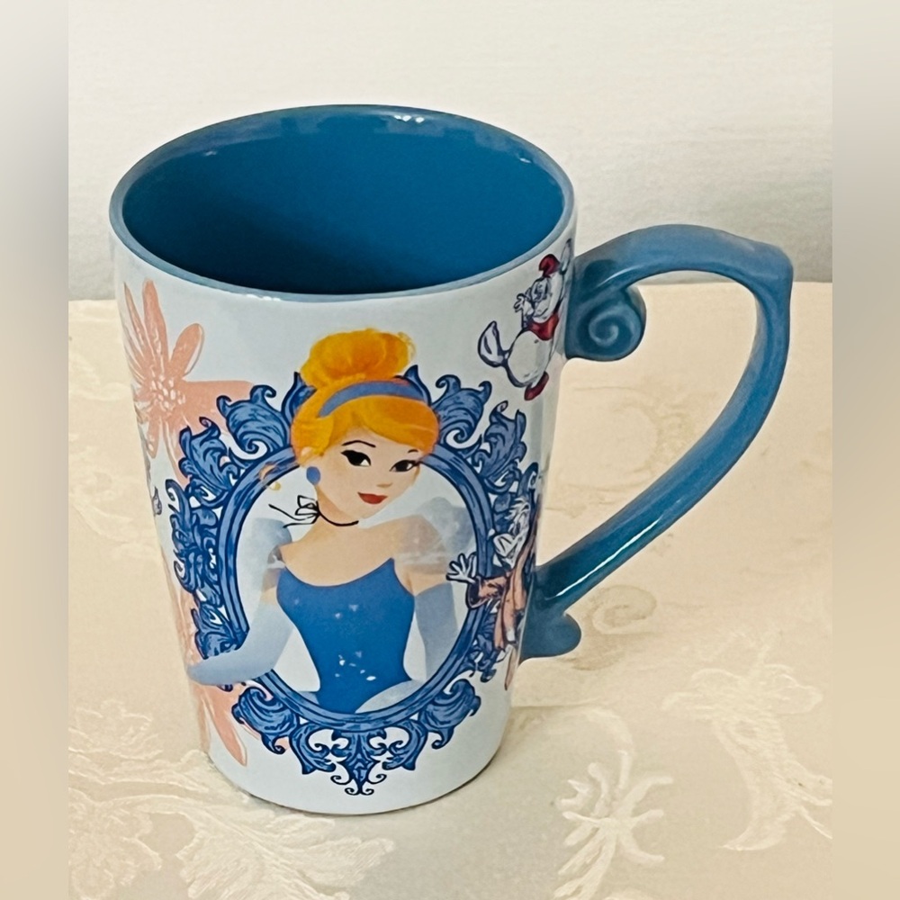 DISNEY PARKS NEW 16 oz PRINCESS CINDERELLA COFFEE MUG TEA CUP AUTHENTIC USA NEW - Picture 7 of 12